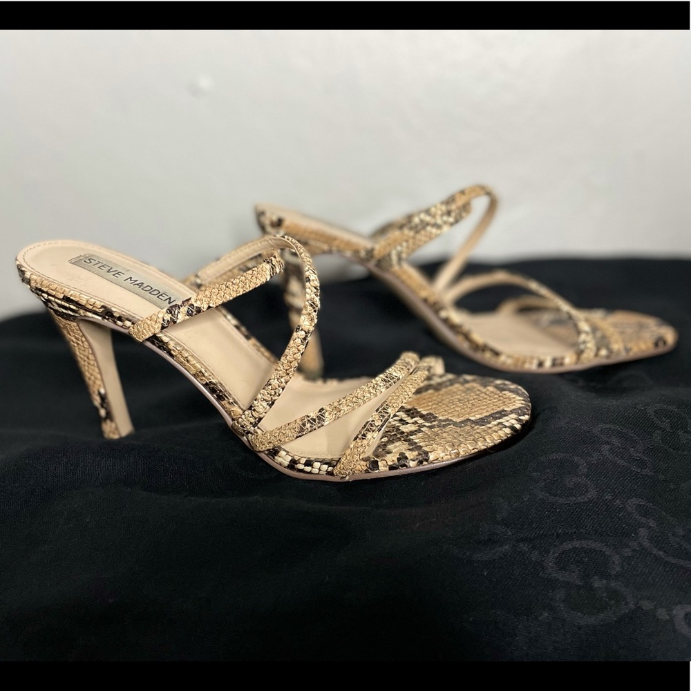 Steve Madden Averi Snake Heel 7.5